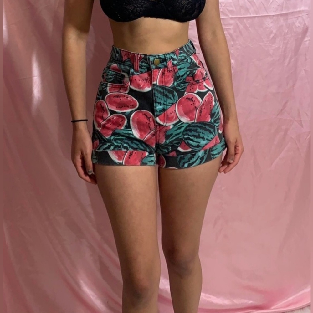 Highwaisted Watermelon 🍉 Shorts by American 🇺🇲 Apparel
